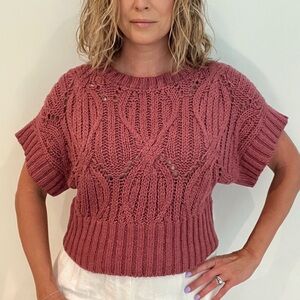 Women's Dusty Rose Short Sleeve Cable Knit Sweater
